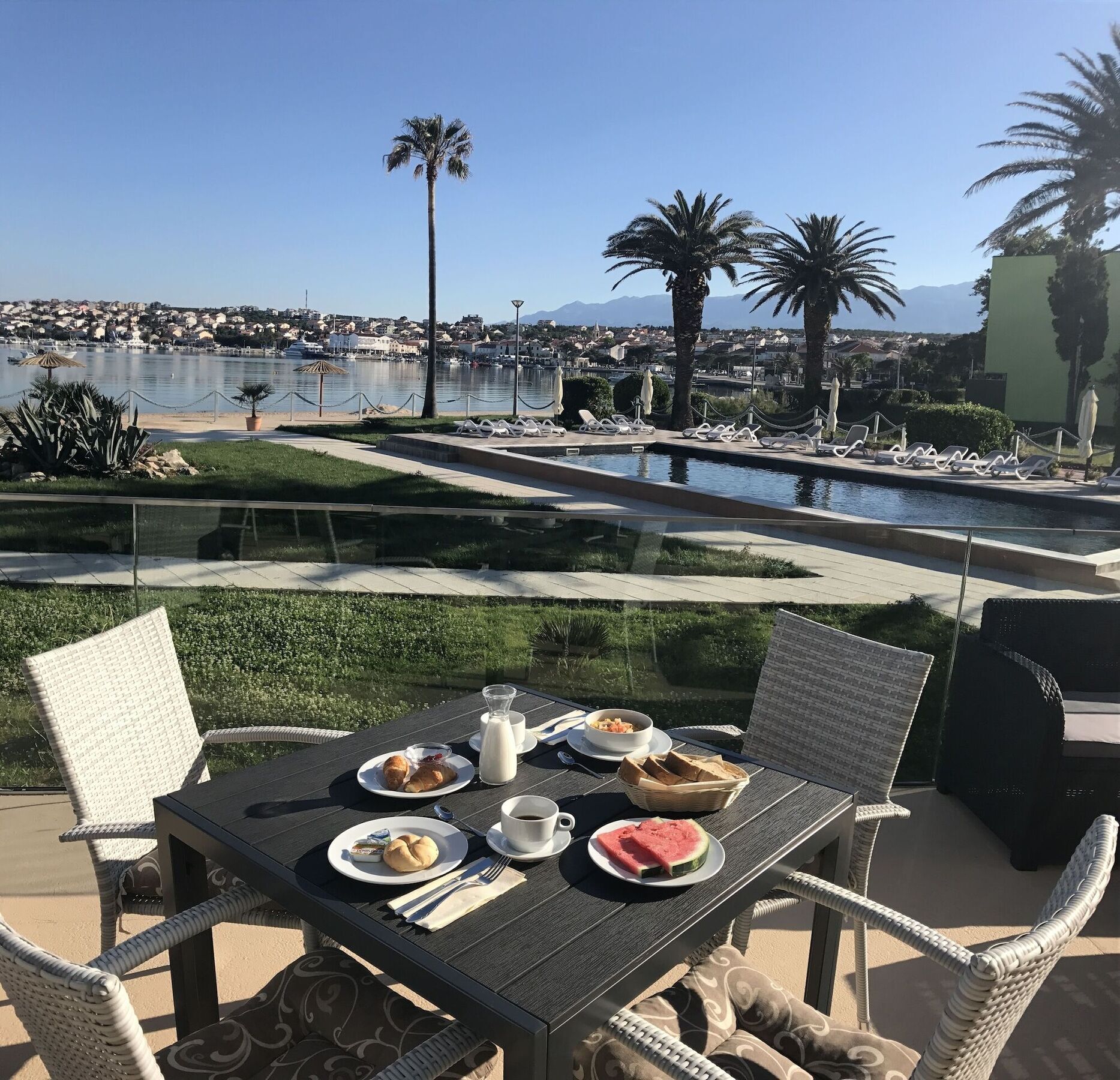Liberty Hotel Новалья Экстерьер фото